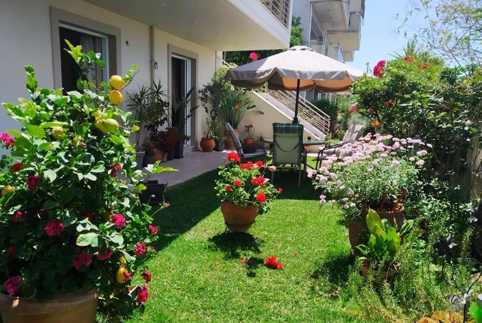 Апартаменты Xrysa'S Garden Missolonghi Экстерьер фото
